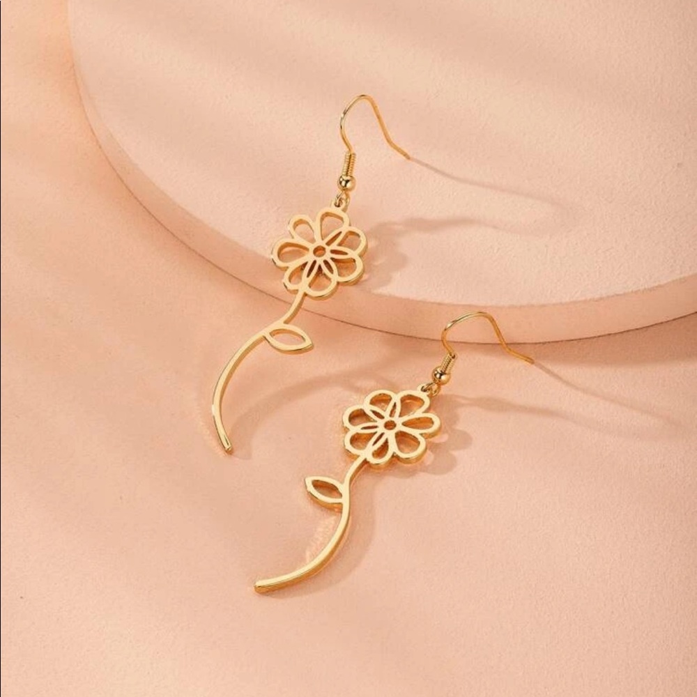 Flower Drop Earrings - Picture 2 of 3